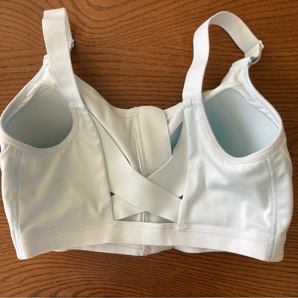 Women’s Sports Bra - High Support Sculpt Zip-front - Picture 2 of 7